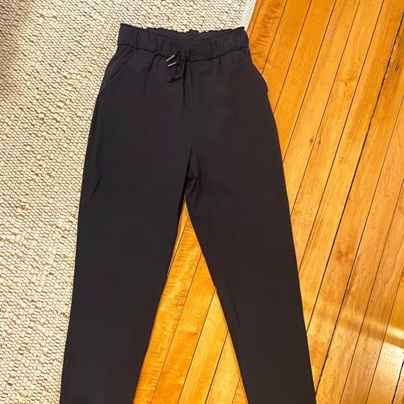 Lululemon Stretch High-Rise Pant 7/8 Length - Size 4 - Picture 2 of 2